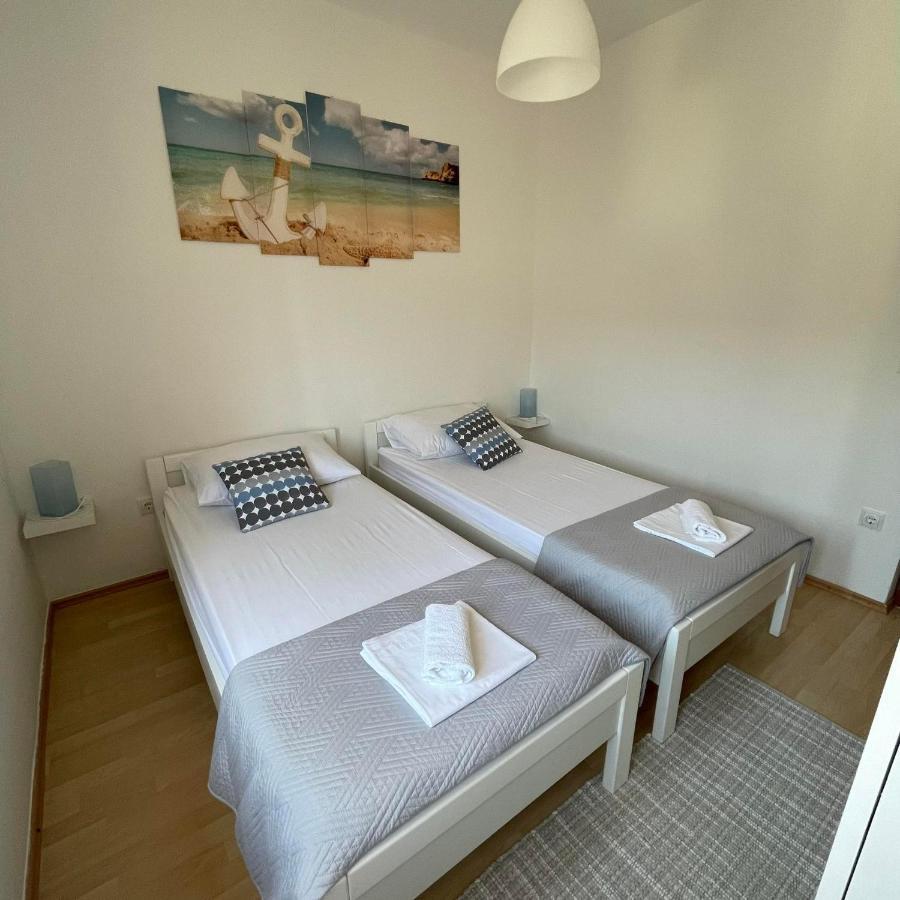 Apartman Emilija Vinišće Extérieur photo