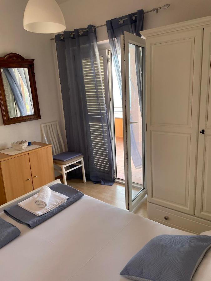 Apartman Emilija Vinišće Extérieur photo